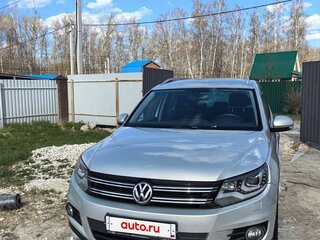 2012 Volkswagen Tiguan I Рестайлинг, серебристый, 950000 рублей, вид 1