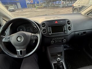 2011 Volkswagen Golf Plus II, серебристый, 800000 рублей, вид 2