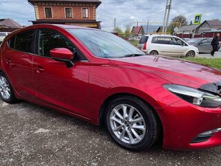 2018 Mazda Axela III Рестайлинг, красный, 1400000 рублей, вид 1