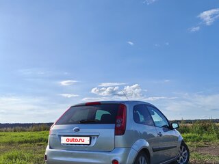2006 Ford Fiesta Mk5, серебристый, 400000 рублей, вид 4