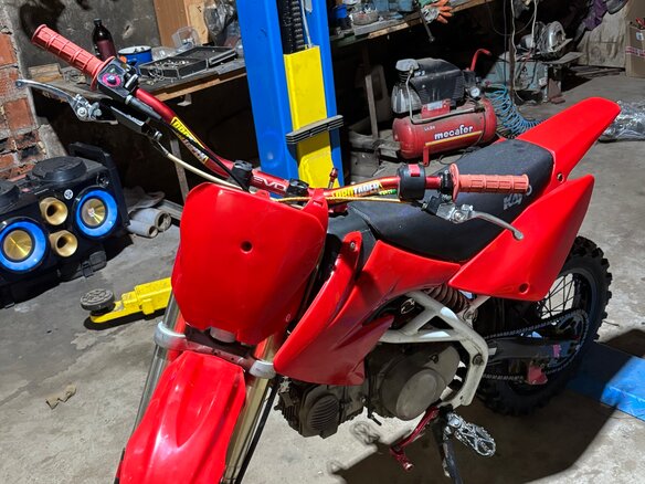 2020 Kayo Basic YX140EM, красный, 55000 рублей - вид 1