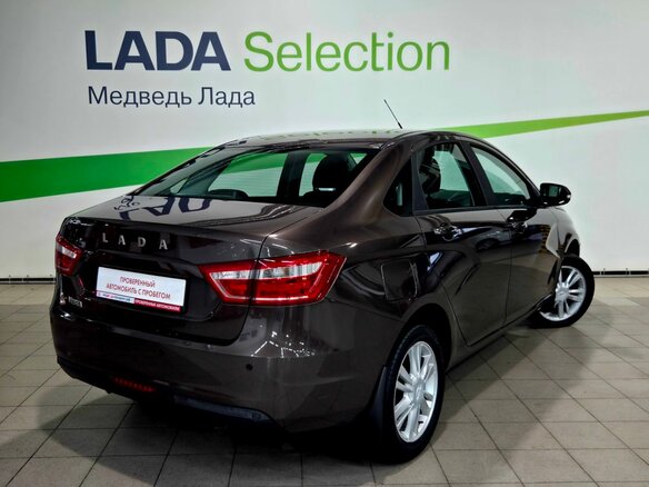 2018 Lada (ВАЗ) Vesta I, коричневый, 875000 рублей - вид 1