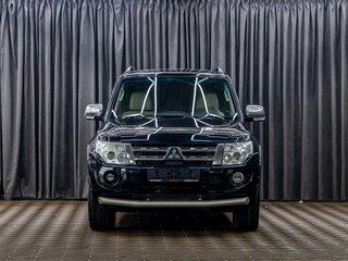 2014 Mitsubishi Pajero IV Рестайлинг 1, чёрный, 2025000 рублей, вид 2