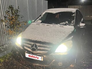 2009 Mercedes-Benz B-Класс 200 I (W245) Рестайлинг, чёрный, 850000 рублей, вид 3