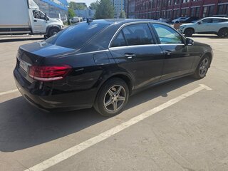 2014 Mercedes-Benz E-Класс 200 IV (W212, S212, C207) Рестайлинг, чёрный, 1800000 рублей, вид 4