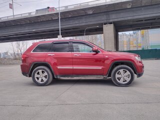 2011 Jeep Grand Cherokee IV (WK2), красный, 1440000 рублей, вид 3