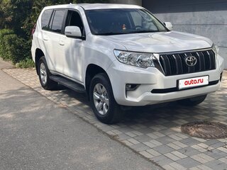 2018 Toyota Land Cruiser Prado 150 Series Рестайлинг 2, белый, 5500000 рублей, вид 2