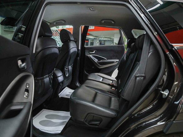 2017 Hyundai Santa Fe Grand III Рестайлинг, коричневый, 2250000 рублей - вид 6
