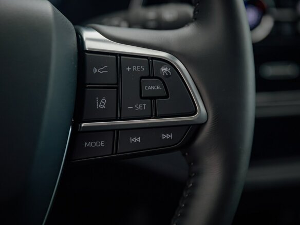 2025 Toyota Highlander IV (XU70), белый - вид 16