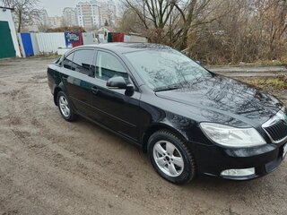 2012 Skoda Octavia II (A5) Рестайлинг, чёрный, 970000 рублей, вид 1