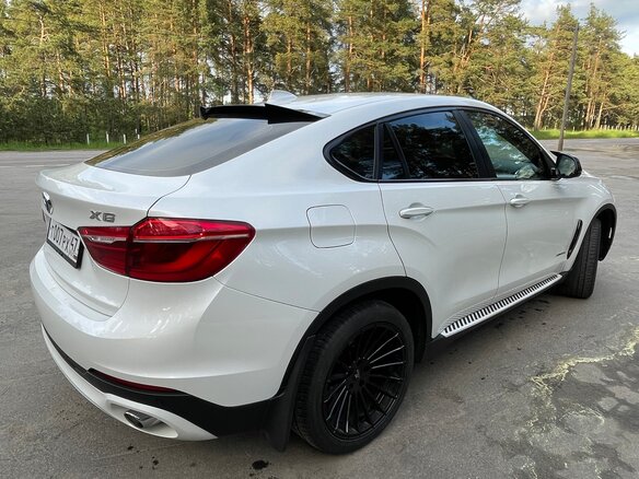 2015 BMW X6 30d II (F16), белый, 3100000 рублей - вид 3