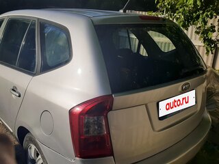 2010 Kia Carens II (UN), серый, 690000 рублей, вид 3