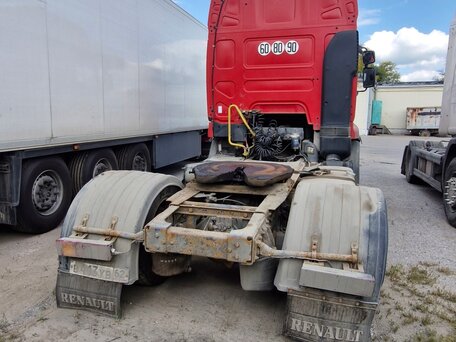 2004 Renault Premium, красный, 680000 рублей, вид 5
