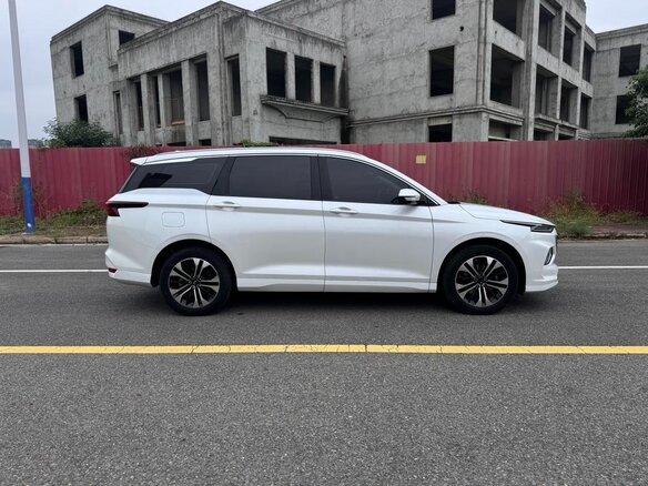 2022 Wuling Victory, белый, 1070000 рублей - вид 5