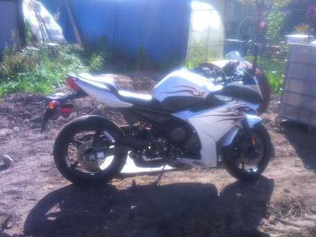 2008 Yamaha XJ6 (FZ6R), белый, 380000 рублей, вид 3