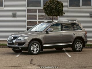 Volkswagen Touareg I Рестайлинг