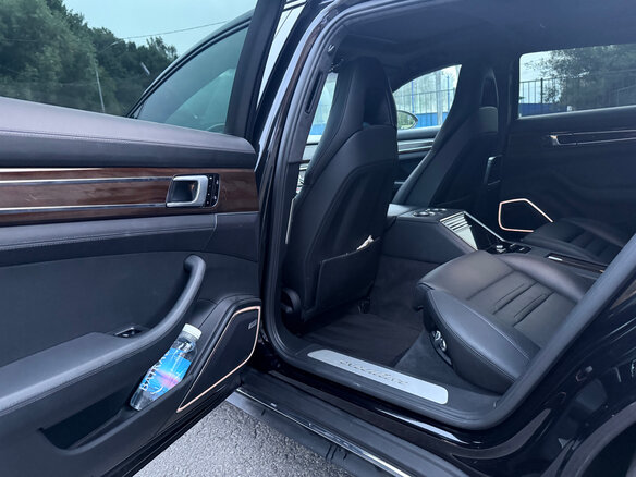 2021 Porsche Panamera 4 Executive II Рестайлинг, чёрный, 8999999 рублей - вид 11