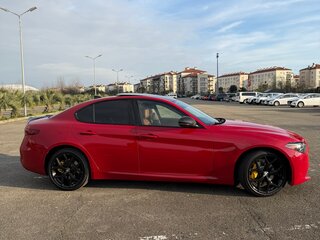 2020 Alfa Romeo Giulia II (952) Рестайлинг, красный, 3150000 рублей, вид 2