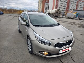 2014 Kia Ceed II, серебристый, 870000 рублей, вид 5