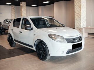 2012 Renault Sandero I, белый, 993000 рублей, вид 3