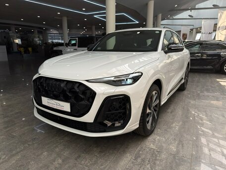 2025 Audi Q5 40 TDI III (GU), белый, 8490000 рублей, вид 2