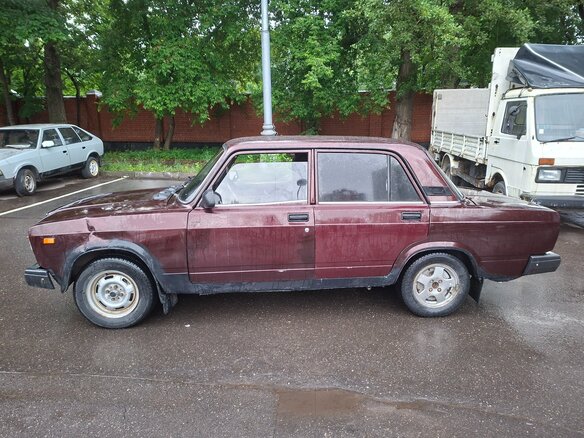 2010 Lada (ВАЗ) 2107, фиолетовый, 110000 рублей - вид 5
