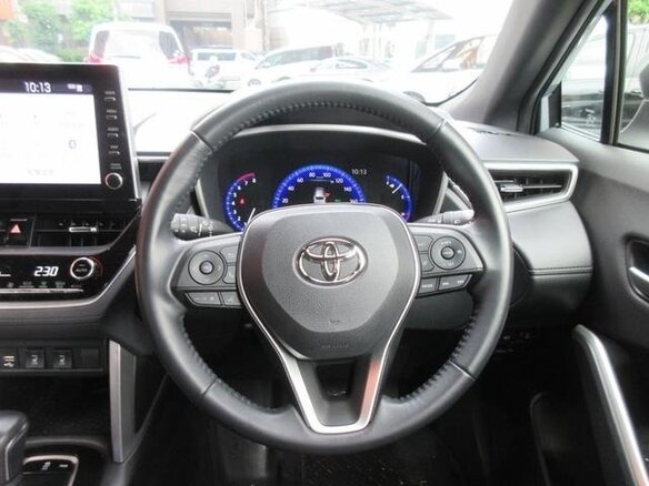2023 Toyota Corolla Cross I, серебристый - вид 10