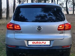 2013 Volkswagen Tiguan I Рестайлинг, серебристый, 990000 рублей, вид 5