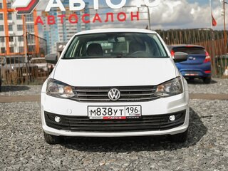 2019 Volkswagen Polo V Рестайлинг, белый, 850000 рублей, вид 3
