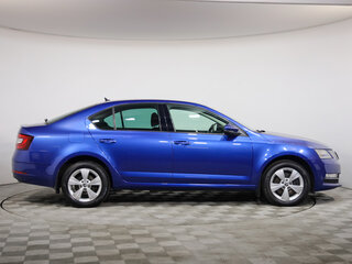 2018 Skoda Octavia III (A7) Рестайлинг, синий, 2049789 рублей, вид 4