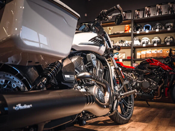 2026 Indian Scout, серый, 2440000 рублей - вид 13