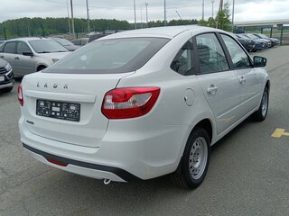 2026 Lada (ВАЗ) Granta I Рестайлинг, белый, 1098000 рублей, вид 5