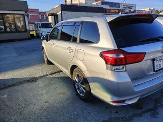2016 Toyota Corolla Fielder XI (E160, E170, E180) Рестайлинг 1, серебристый, 930000 рублей, вид 5