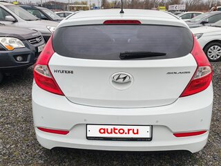 2015 Hyundai Solaris I Рестайлинг, белый, 950000 рублей, вид 3