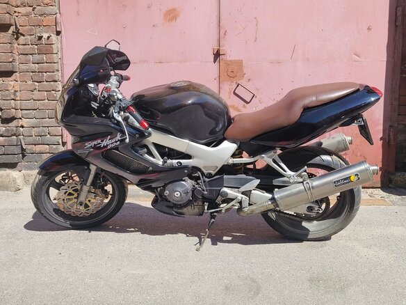 1997 Honda VTR 1000, чёрный, 380000 рублей - вид 2