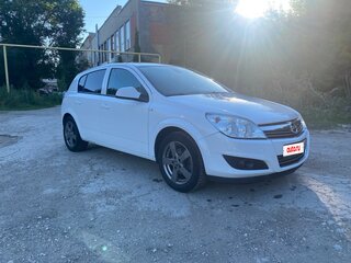 2014 Opel Astra H Рестайлинг, белый, 749000 рублей, вид 3