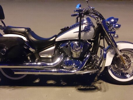 2009 Kawasaki VN900 Vulcan, белый, 700000 рублей, вид 2
