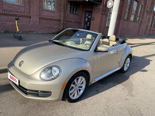 2013 Volkswagen Beetle II (A5), золотистый, 2198168 рублей, вид 1