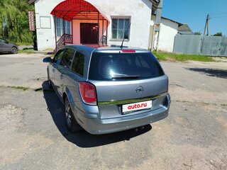2010 Opel Astra H Рестайлинг, серебристый, 525000 рублей, вид 3