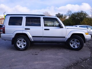 2005 Jeep Commander, серебристый, 1700000 рублей, вид 4