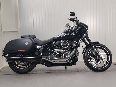 2018 Harley-Davidson Sport Glide, чёрный, 1599000 рублей, вид 1