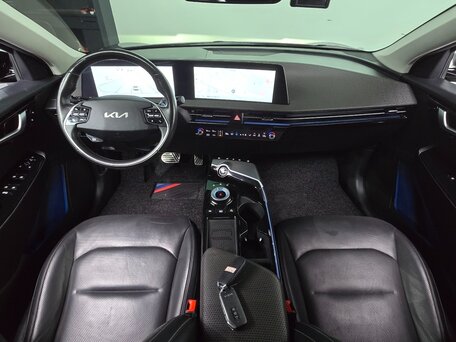 2022 Kia EV6 Long Range I, синий, 2760000 рублей, вид 5