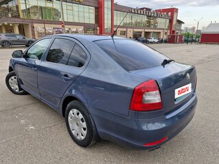 2009 Skoda Octavia II (A5) Рестайлинг, серый, 630000 рублей, вид 4