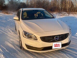 2013 Volvo V60 I Рестайлинг, белый, 1300000 рублей, вид 3