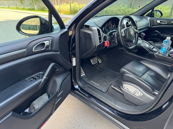 2012 Porsche Cayenne Diesel II (958), чёрный, 2590000 рублей - вид 7