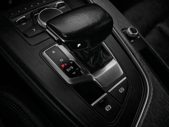 2016 Audi A4 V (B9), белый, 1680000 рублей - вид 19