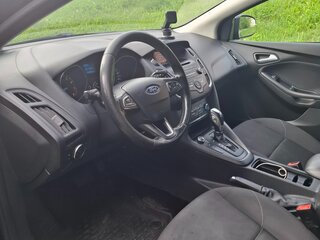 2017 Ford Focus III Рестайлинг, чёрный, 950000 рублей, вид 5