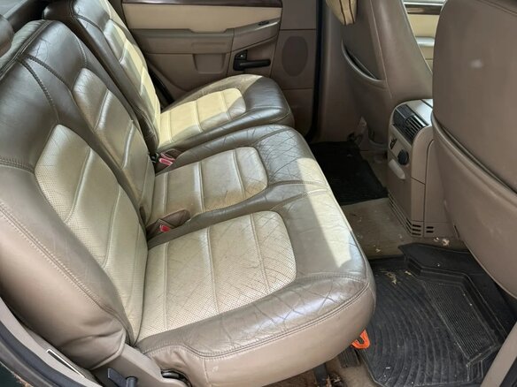 2002 Ford Explorer III, зелёный - вид 26