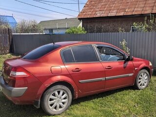 2006 Renault Megane II, красный, 315000 рублей, вид 2