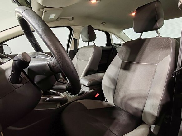 2014 Ford Focus III, серый - вид 12